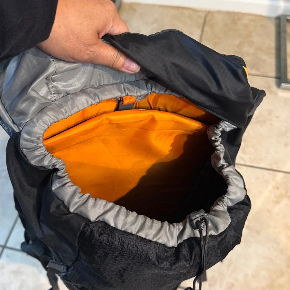 Marmot Ultra Kompressor backpack, preloved. - Picture 4 of 7